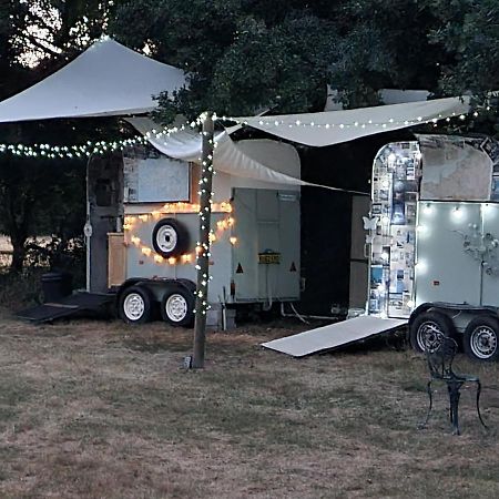 Glamping In Style, Prospector Tent Кролі Екстер'єр фото