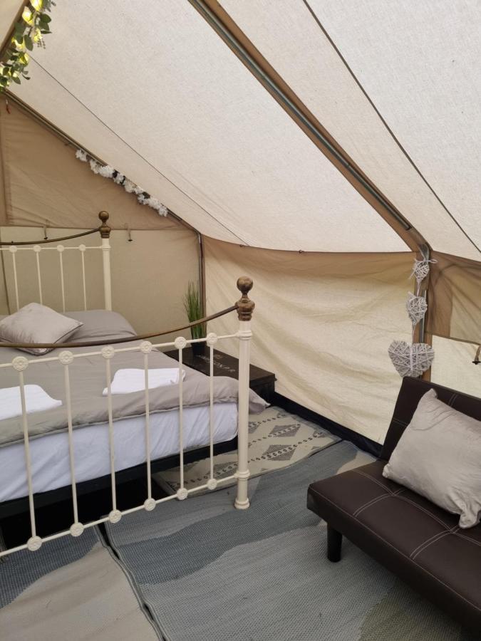 Glamping In Style, Prospector Tent Кролі Екстер'єр фото